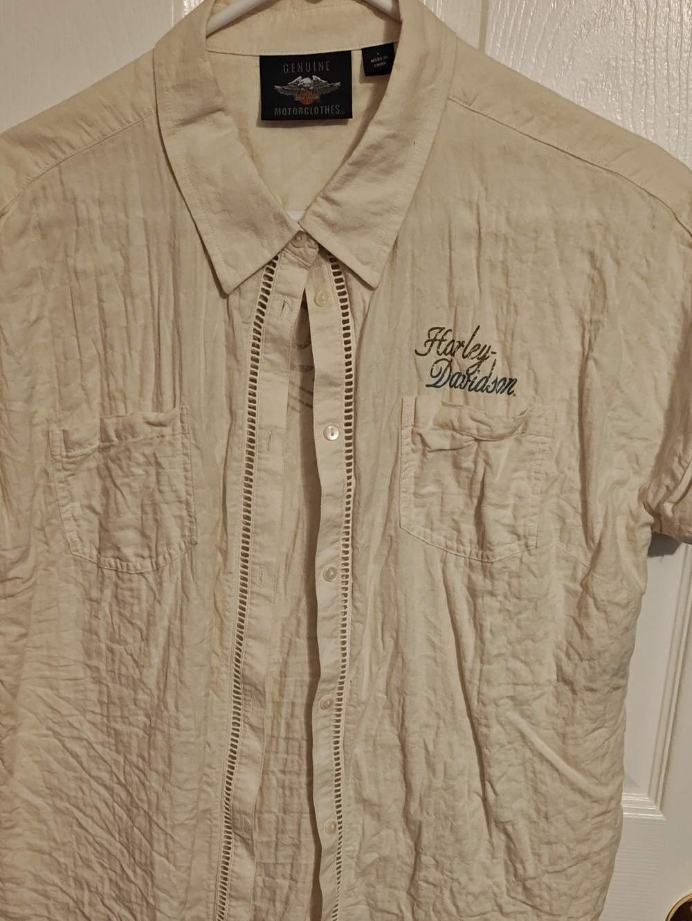 Harley-Davidson Cream Short-Sleeve Button-Up with Embroidered Script